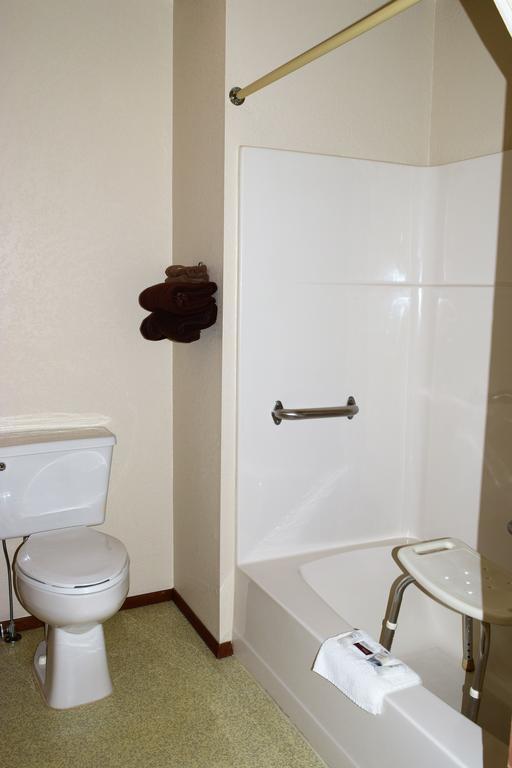 Country Inn Libby エクステリア 写真